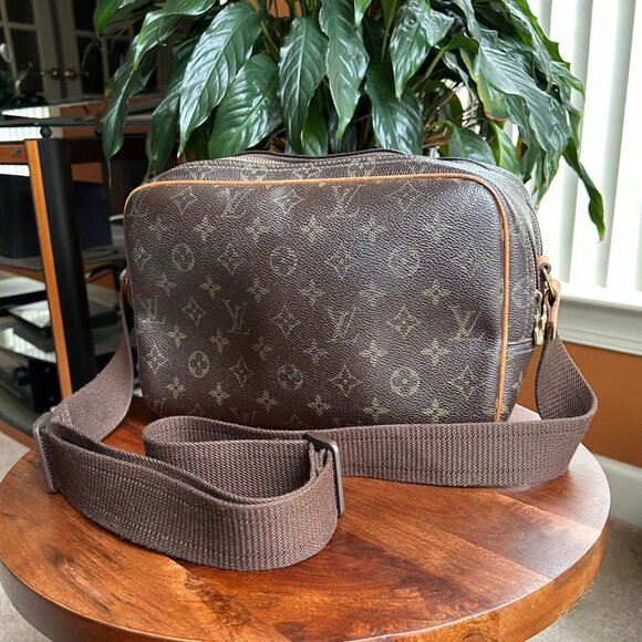 LOUIS VUITTON Monogram Reporter PM - Picture 3 of 11